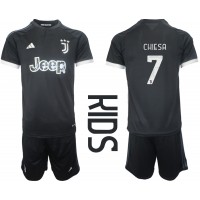 Fotbalové Dres Juventus Federico Chiesa #7 Dětské Alternativní 2023-24 Krátký Rukáv (+ trenýrky)